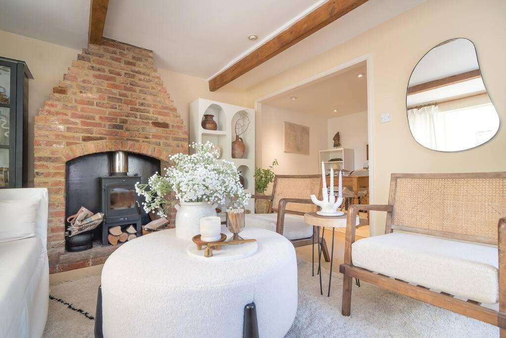 Adorable 2 Bedroom Guest House Hawkhurst Exterior foto
